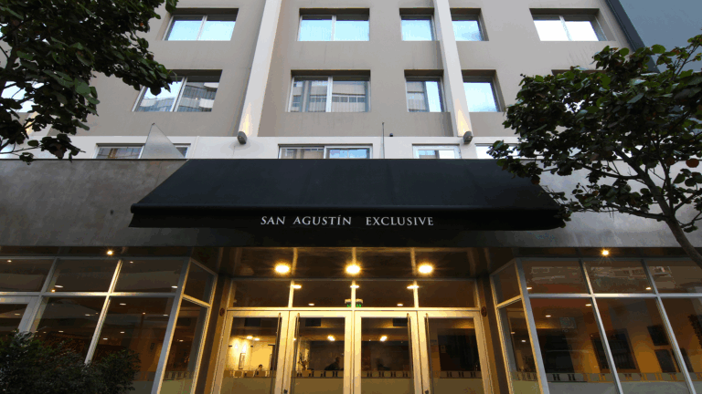 Entrada del Hotel San Agustín Exclusive